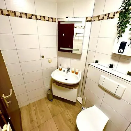 Apartment Zuhause Im Ruhrgebiet 2 Mit Balkon Oberhausen (North Rhine-Westphalia)